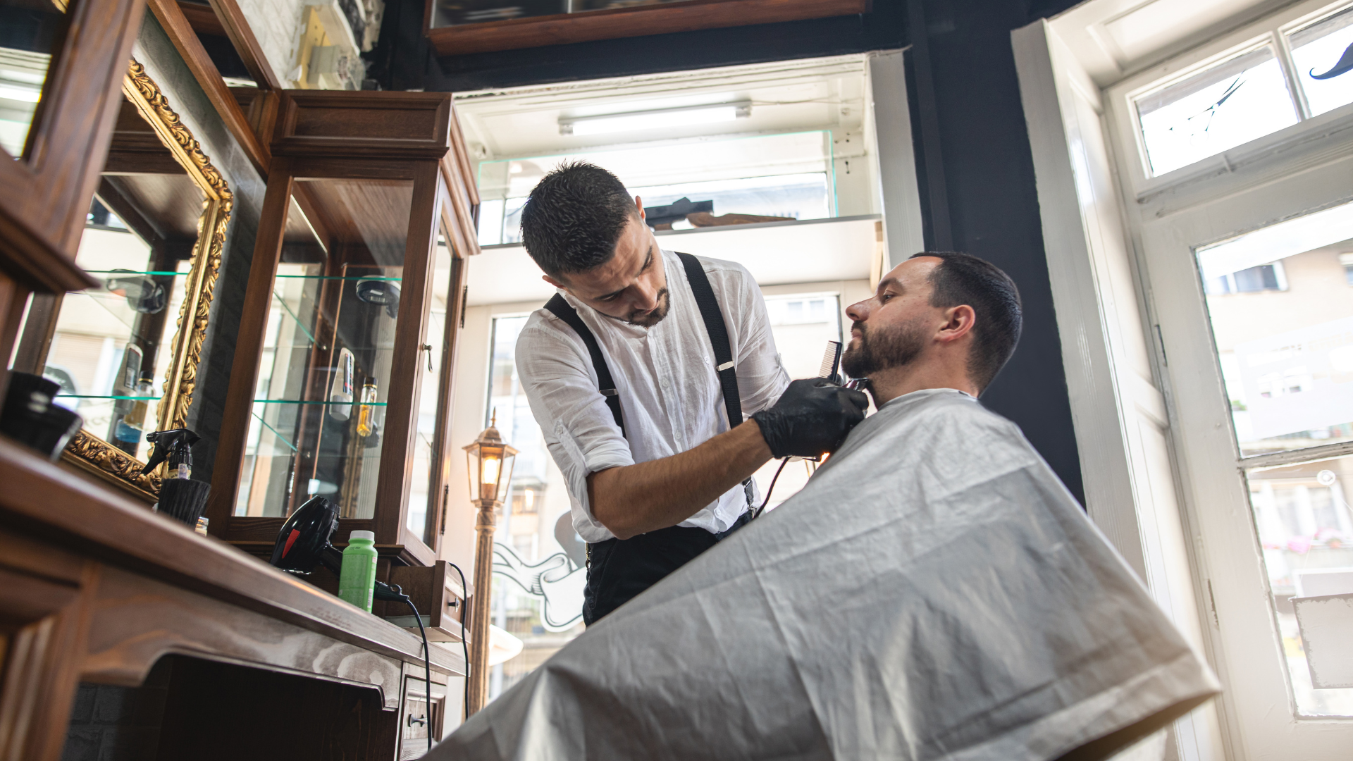 Dienstleister profitiert von KI-Automatisierung